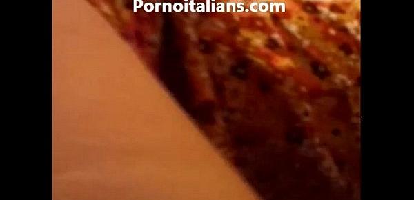  Video pompino e sesso anale con italiana - pornazzo italiano vero